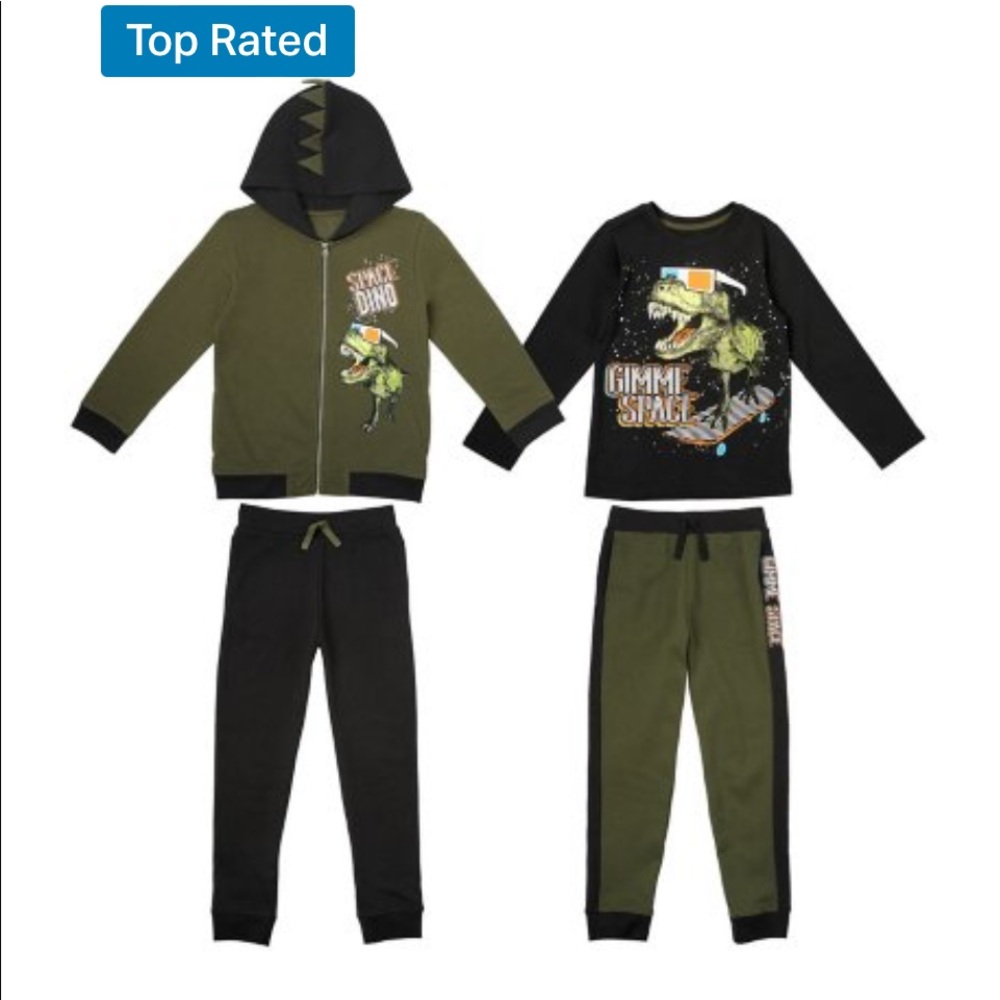 This 4 piece boys sweat suit size 7/8 I also have size 8 these are very warm